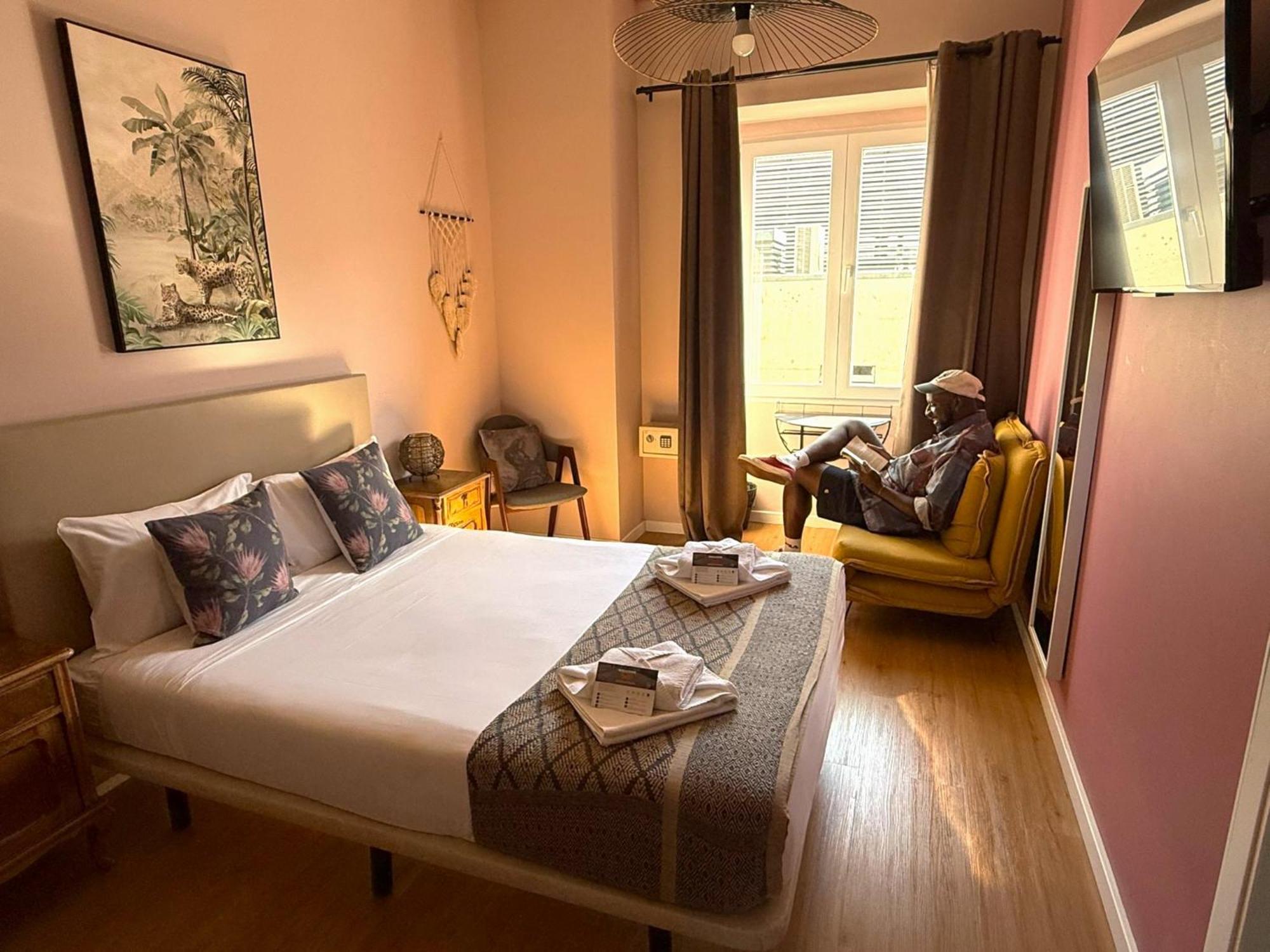 Double Room Private Bathroom