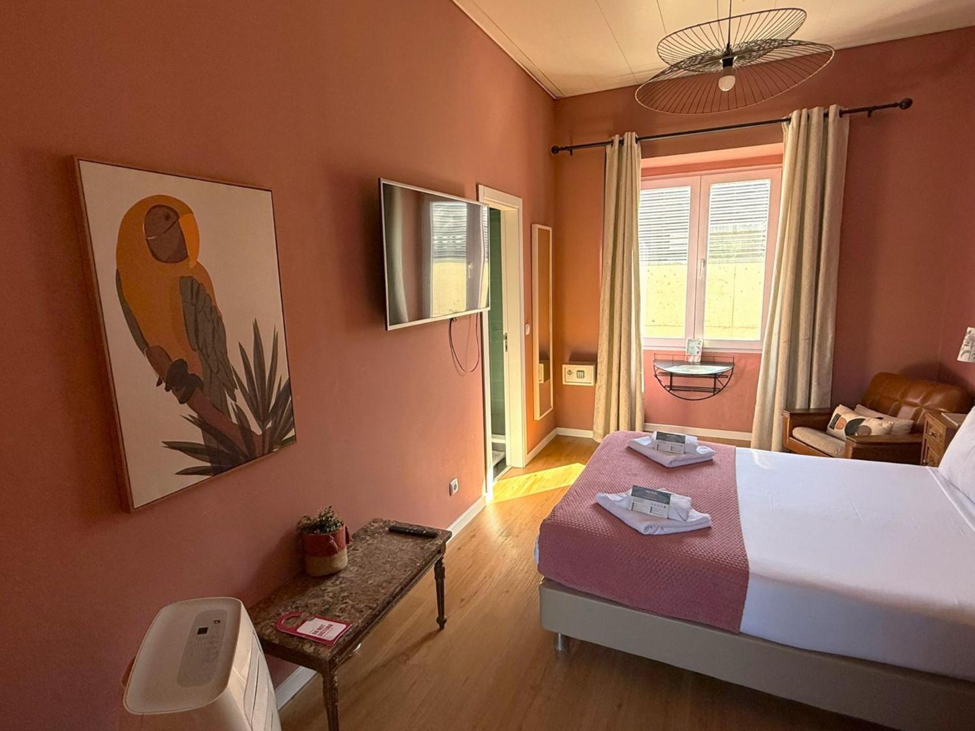 Double Room Private Bathroom