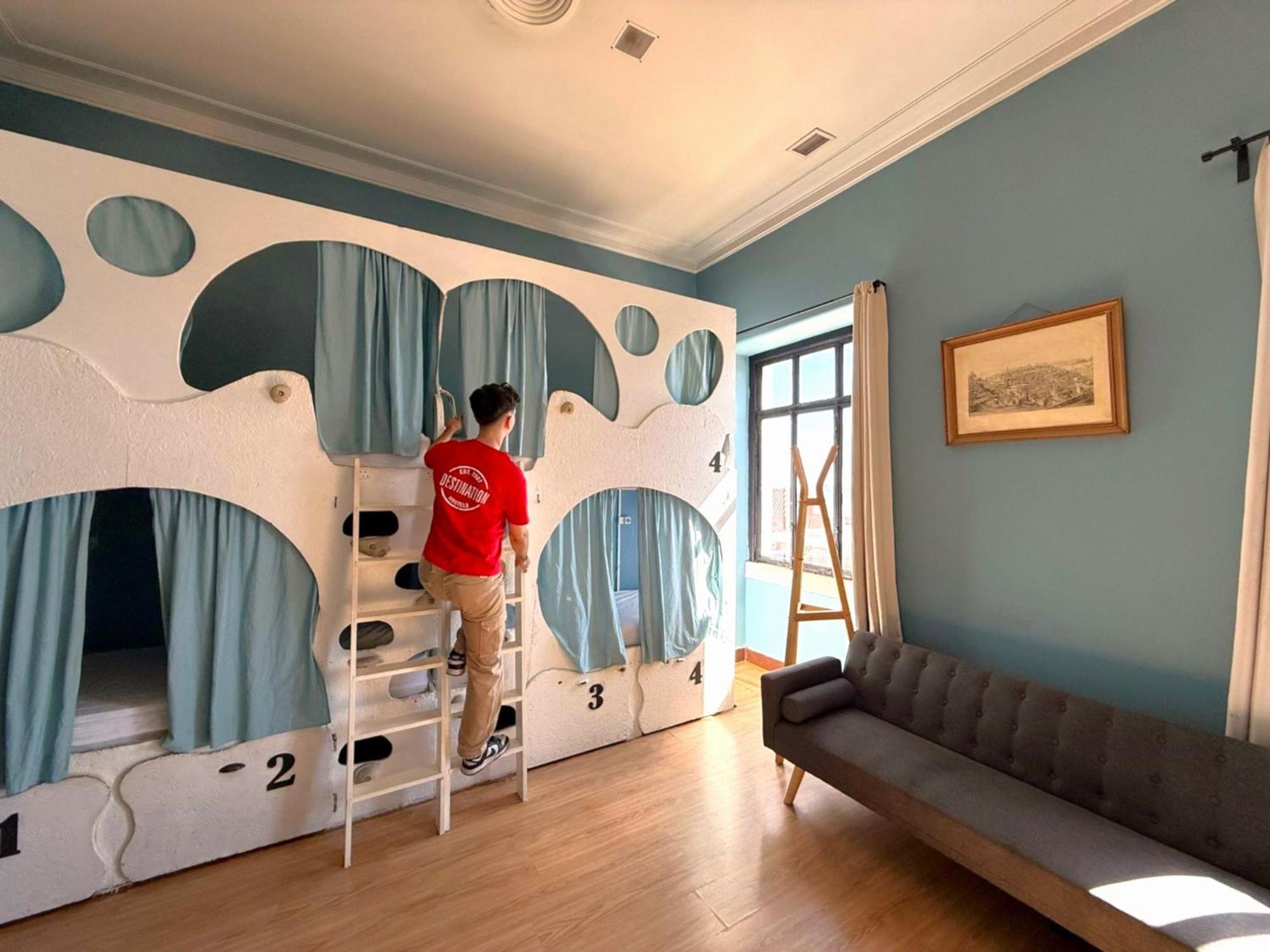 Bunk Bed 10-Bed Mixed Dormitory Room
